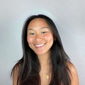 Meet your Posher, Danielle